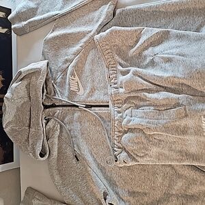Nike fleece sweat suit